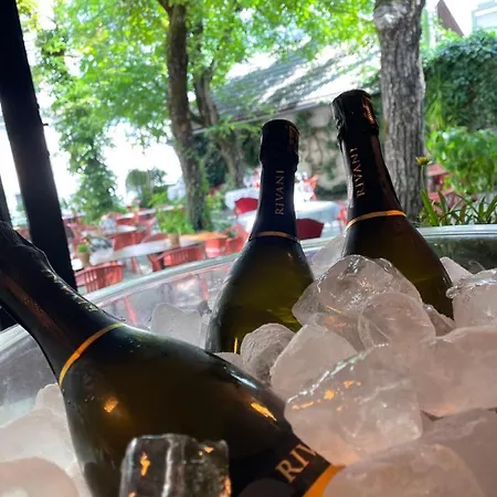 隆休姆啤酒酒店及私人酿酒厂 酒店 3*