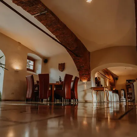 Bierhotel Loncium & Privatbrauerei 3* Kotschach-Mauthen