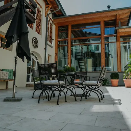 Bierhotel Loncium & Privatbrauerei Hotel 3*