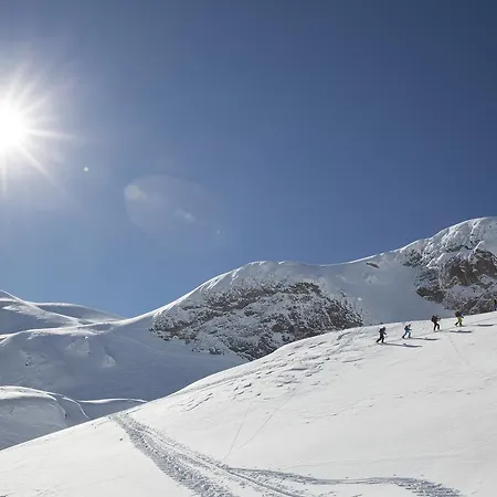 Bierhotel Loncium&privatbrauerei 3*