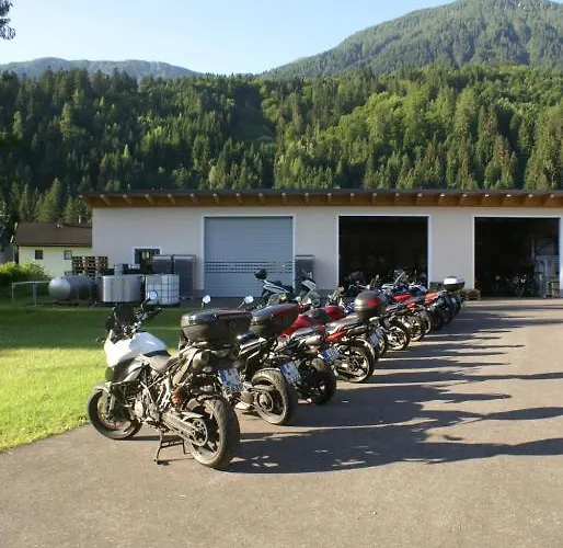 Bierhotel Loncium & Privatbrauerei 3*